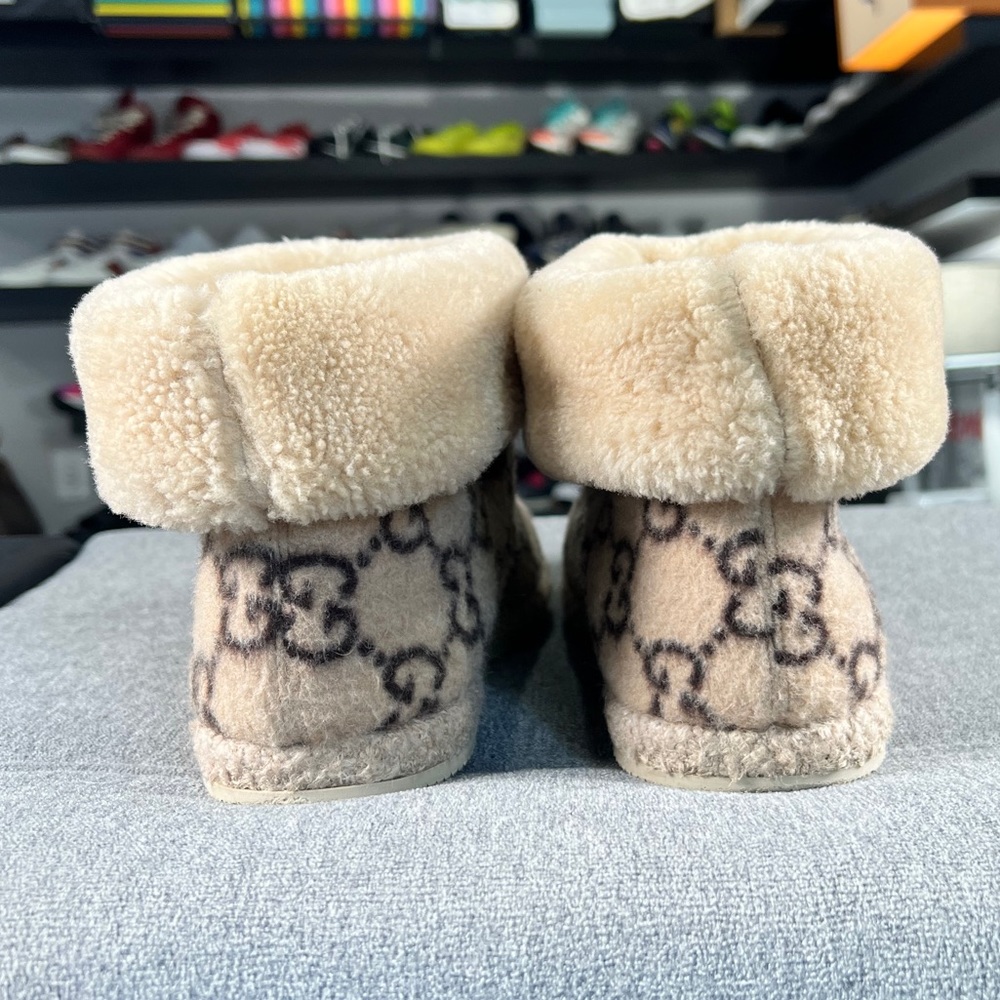 🍨GUCCI FRÍA HORSEBIT ANKLE BOOT🍨 - Picture 3 of 12